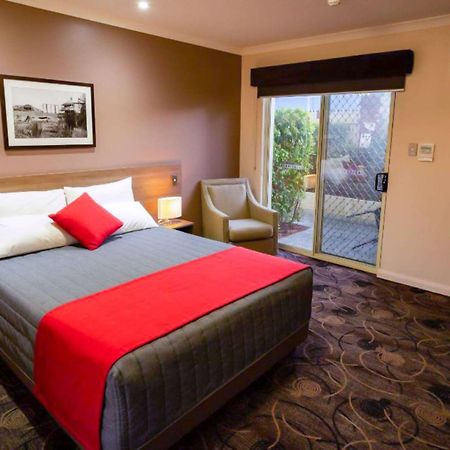 Quality Hotel Bayswater Perth Exteriör bild