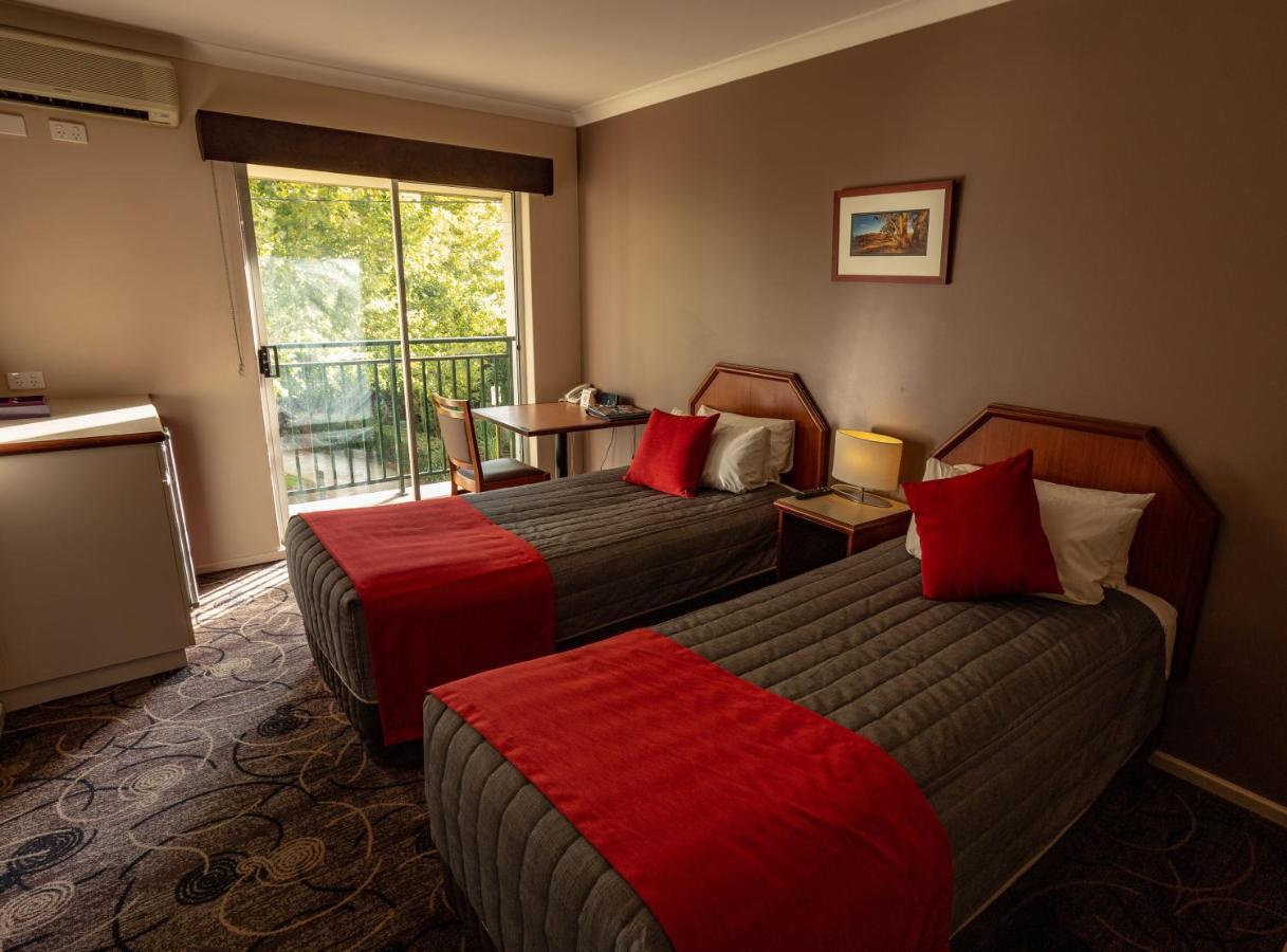 Quality Hotel Bayswater Perth Exteriör bild