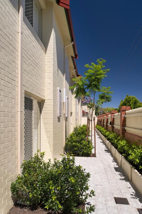 Quality Hotel Bayswater Perth Exteriör bild