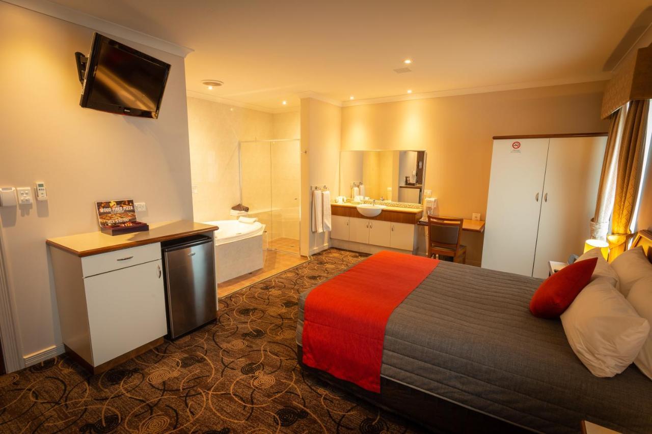 Quality Hotel Bayswater Perth Exteriör bild
