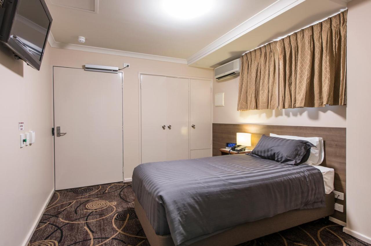 Quality Hotel Bayswater Perth Exteriör bild