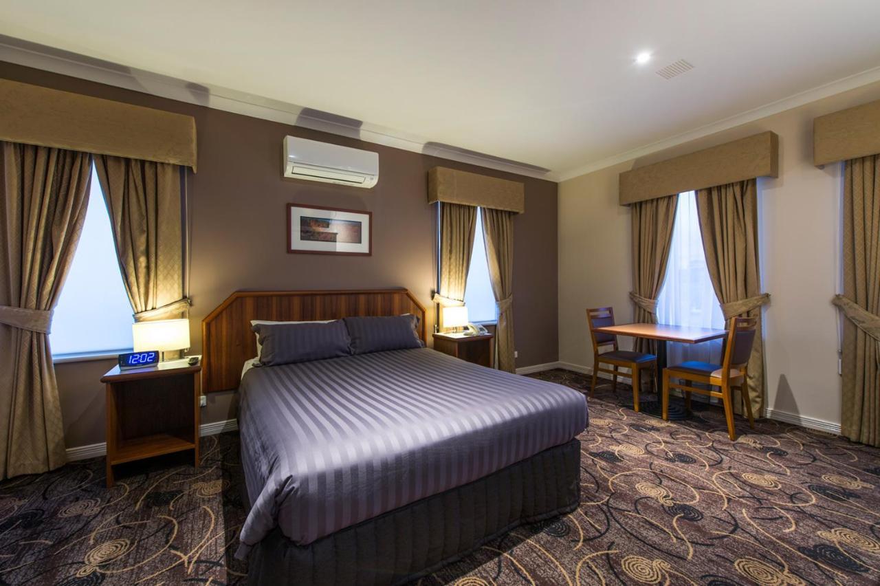 Quality Hotel Bayswater Perth Exteriör bild